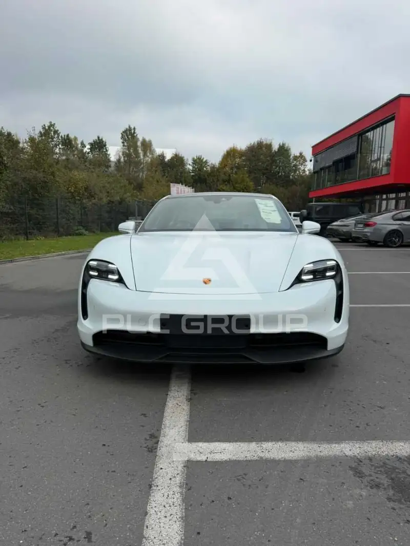 2026 Porsche Taycan