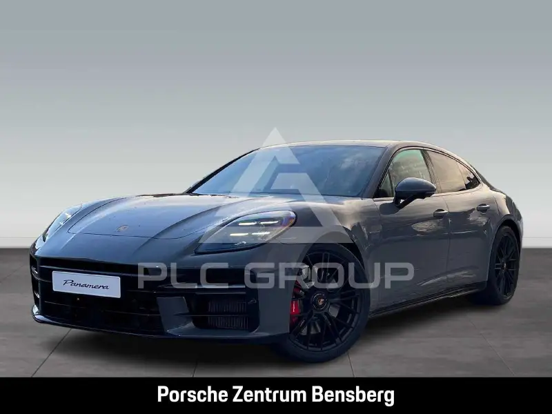 2026 Porsche Panamera