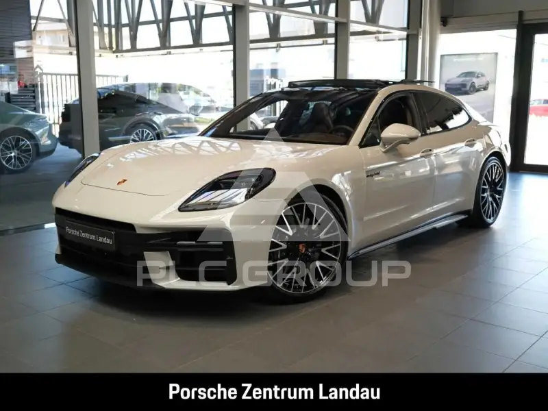 2026 Porsche Panamera