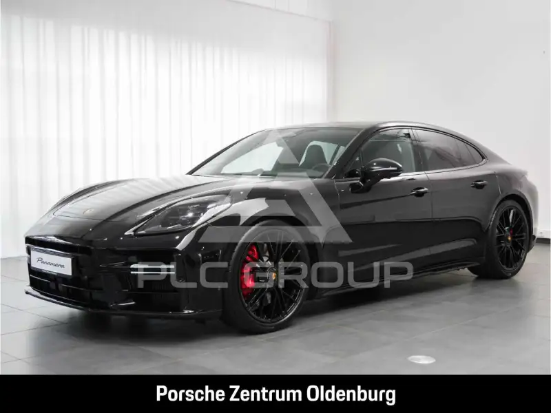 2026 Porsche Panamera
