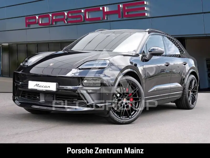 2026 Porsche MACAN