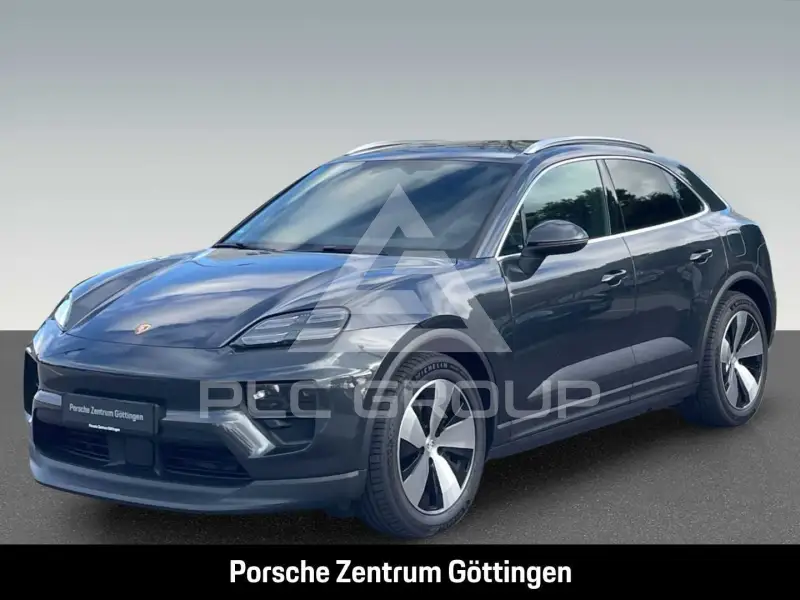 2026 Porsche MACAN