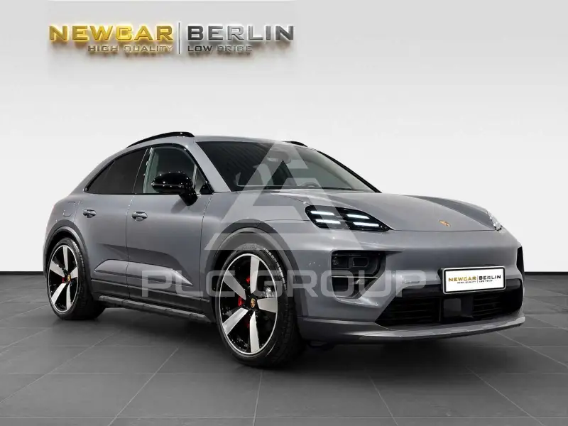 2026 Porsche MACAN