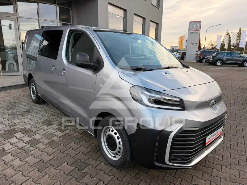 2026 Toyota PROACE CITY