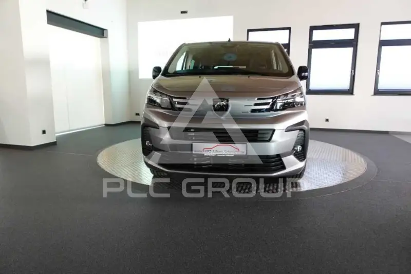2026 Peugeot Traveller