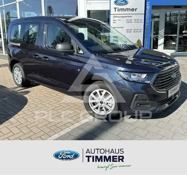 2026 Ford Tourneo