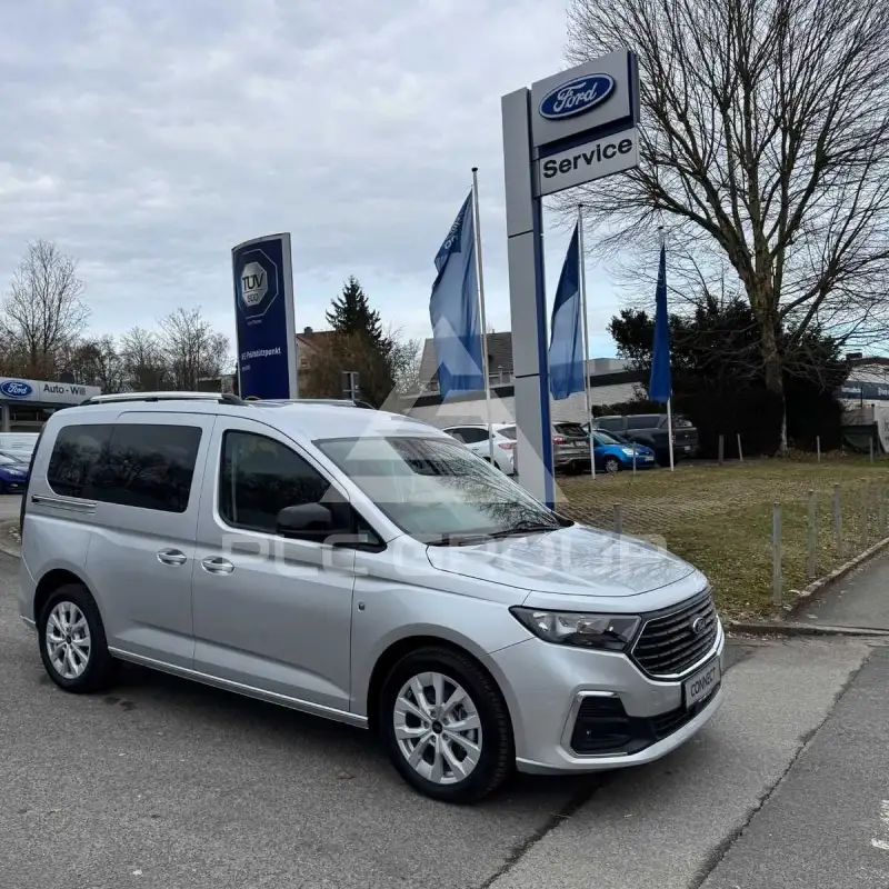 2026 Ford Tourneo