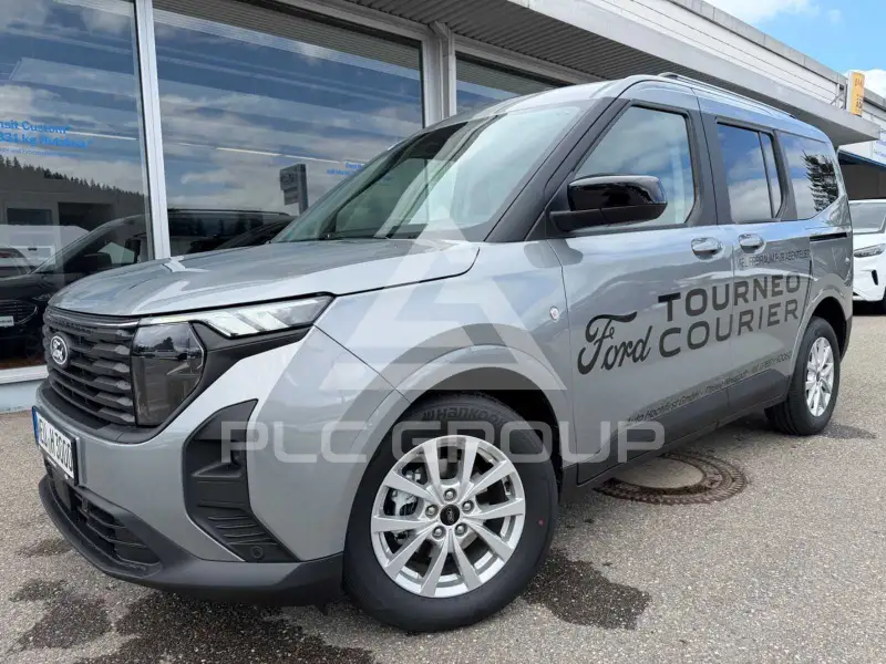 2026 Ford Tourneo