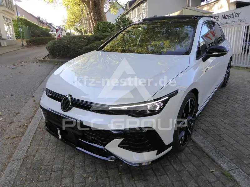 2026 Volkswagen GOLF