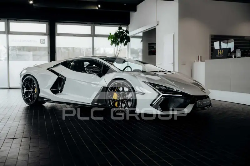 2026 Lamborghini Revuelto