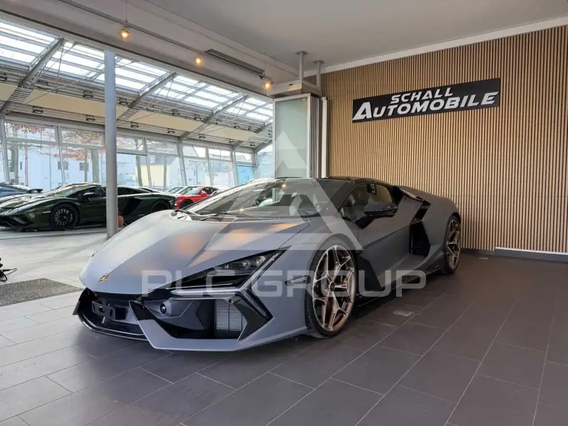 2026 Lamborghini Revuelto