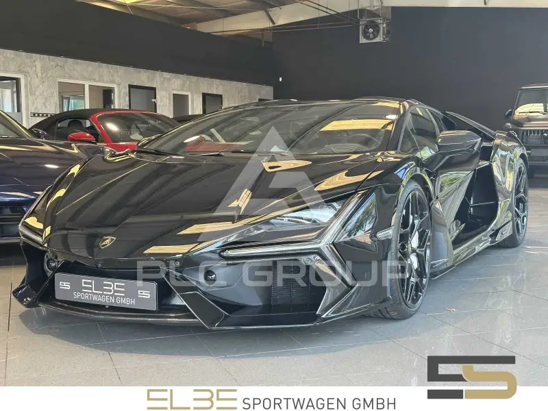 2026 Lamborghini Revuelto
