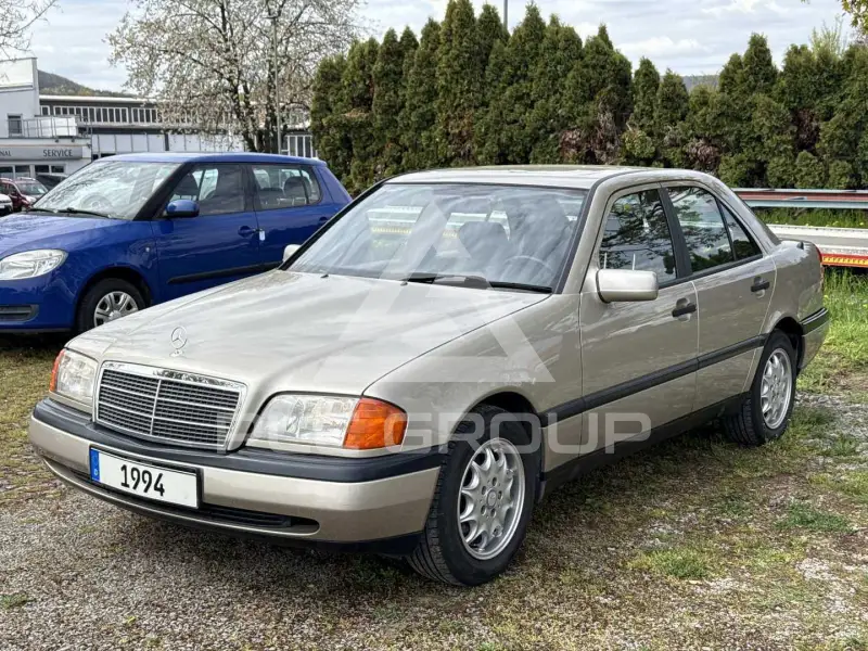 1994 Mercedes Benz C 220