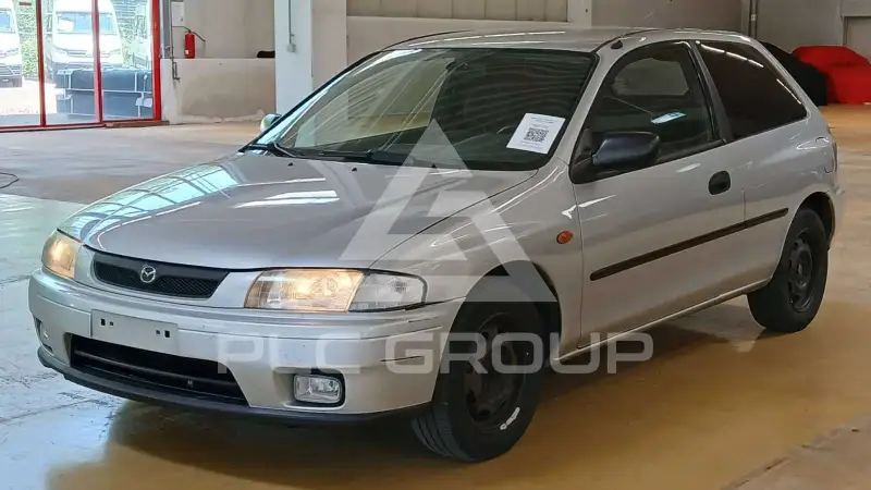 1998 Mazda 323