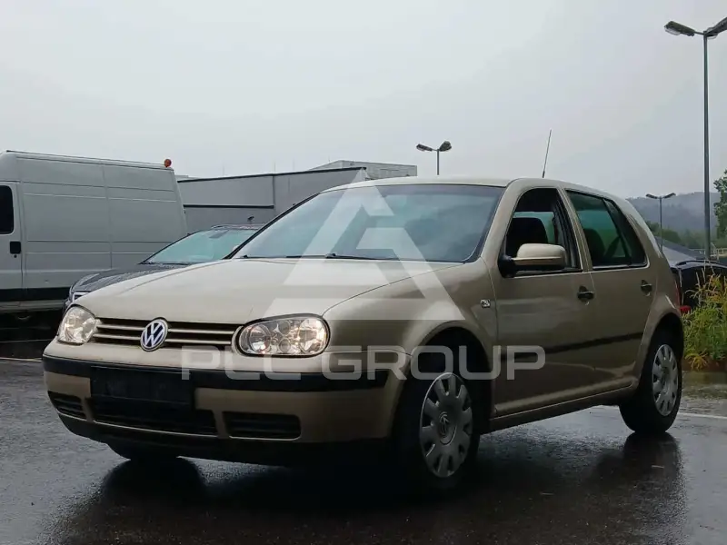 2003 Volkswagen GOLF