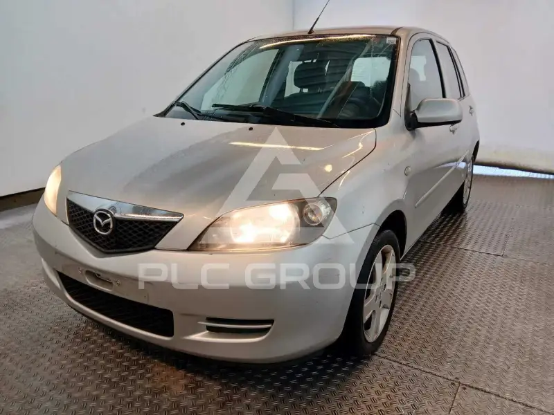 2004 Mazda 2 (Demio)