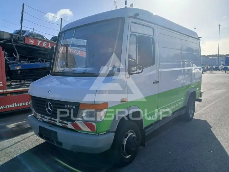2004 Mercedes Benz V