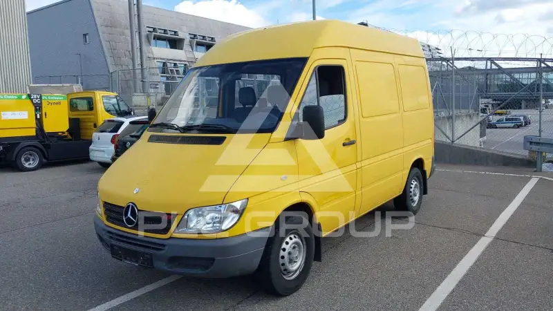 2004 Mercedes Benz Sprinter