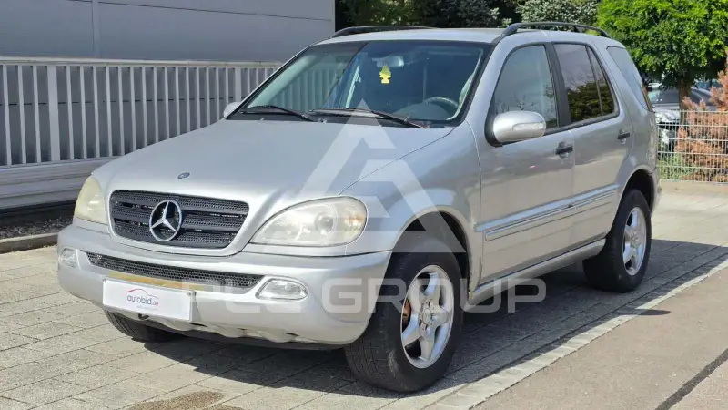2004 Mercedes Benz ML