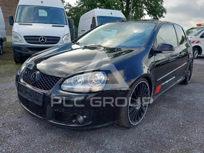 2004 Volkswagen GOLF
