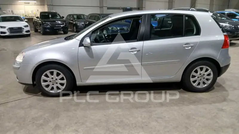 2005 Volkswagen GOLF