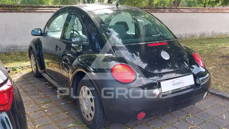 2006 Volkswagen BEETLE