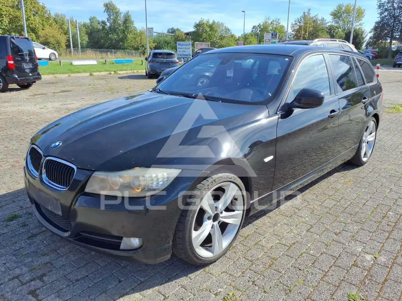 2009 BMW 320