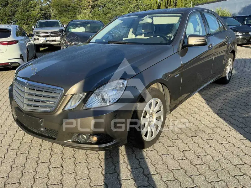 2009 Mercedes Benz 220