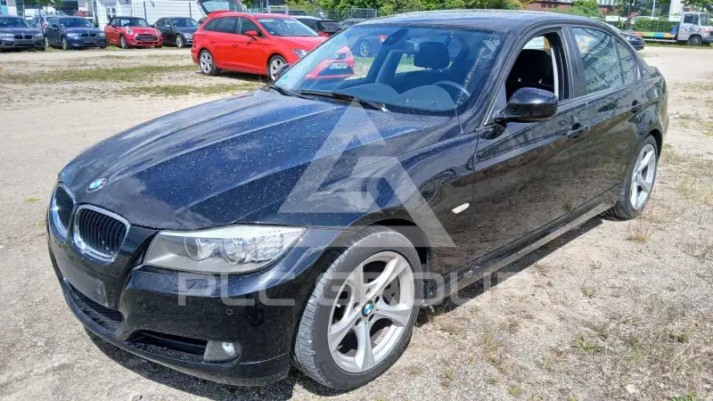 2010 BMW 320