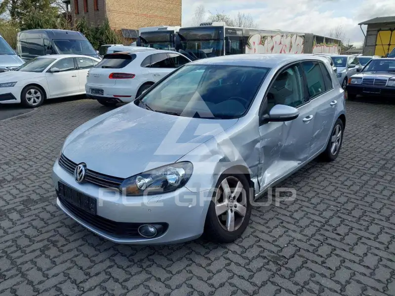 2011 Volkswagen GOLF