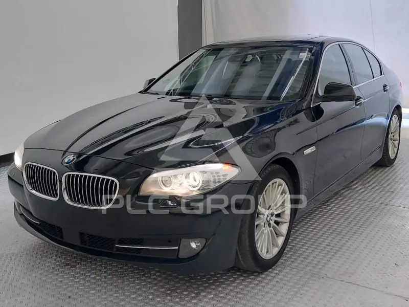 2011 BMW 530