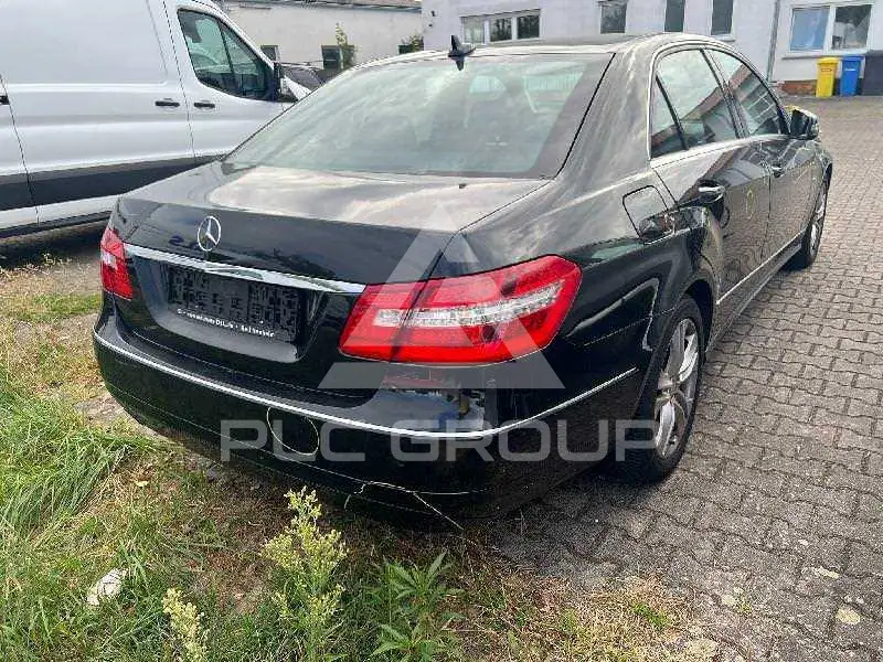 2011 Mercedes Benz E 200