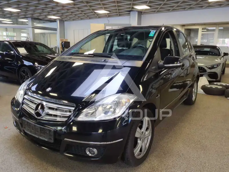 2011 Mercedes Benz A 180