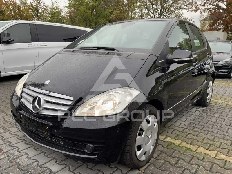 2011 Mercedes Benz A 180