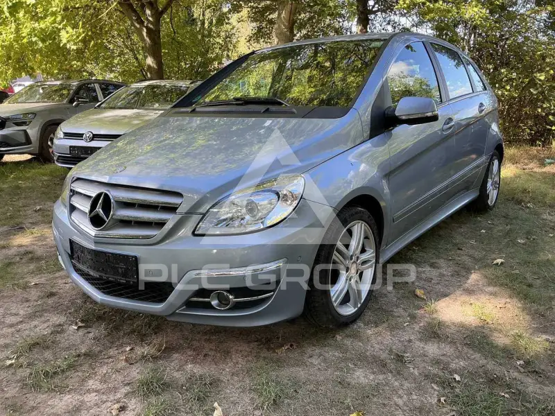 2011 Mercedes Benz B 180