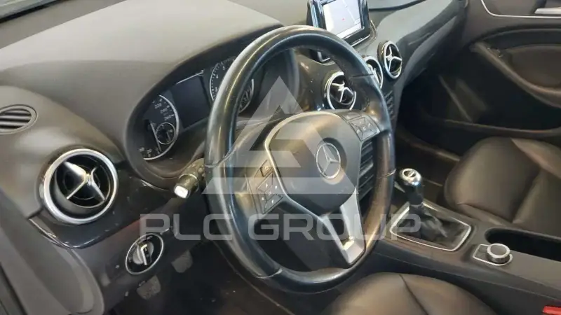 2011 Mercedes Benz B 180