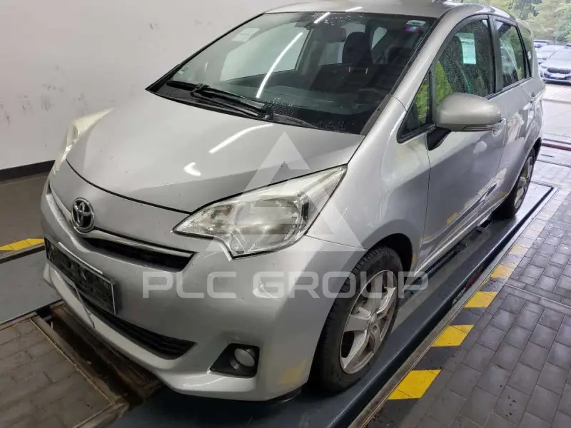 2011 Toyota VERSO