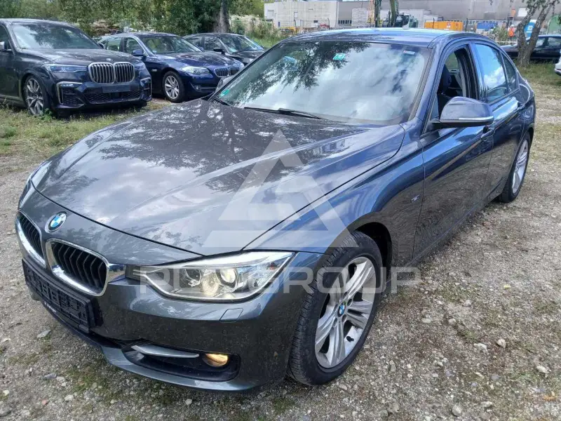 2012 BMW 320