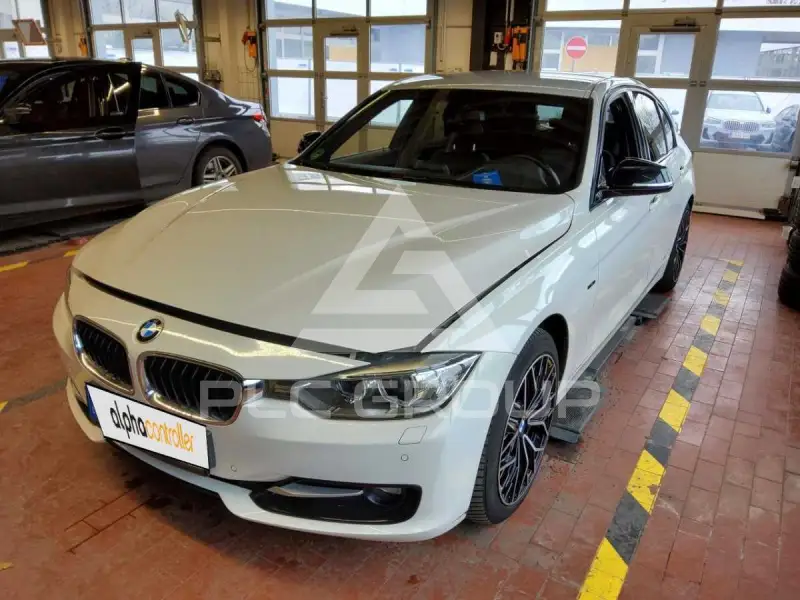 2012 BMW 320