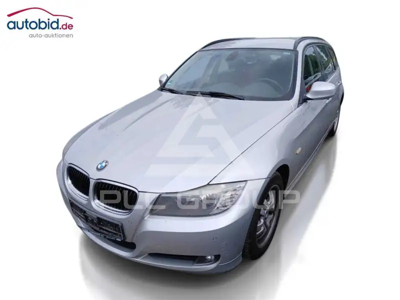 2012 BMW 318