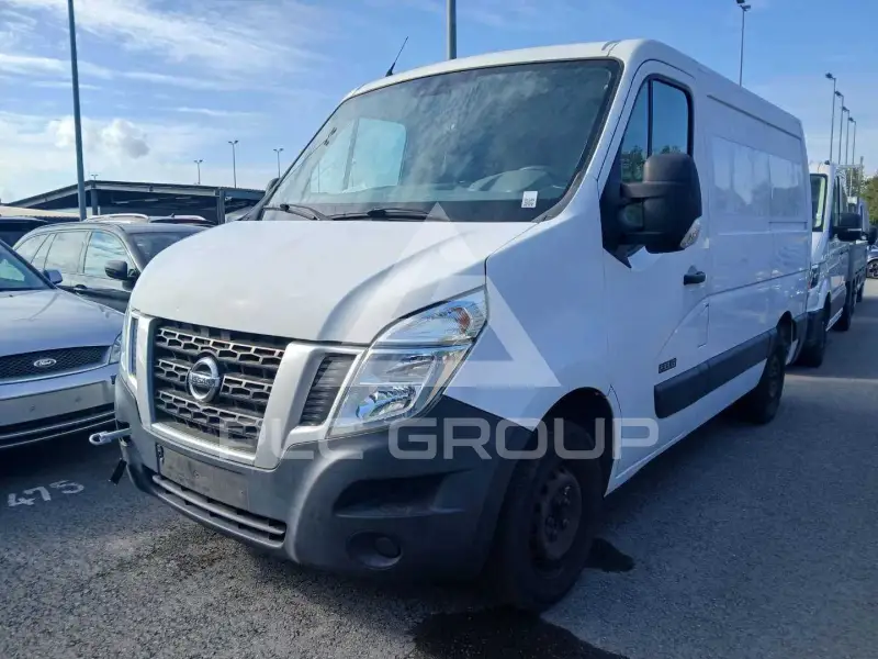 2013 Nissan NV 400
