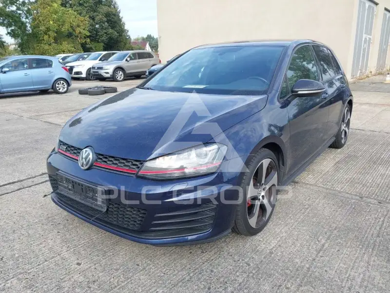 2014 Volkswagen GOLF