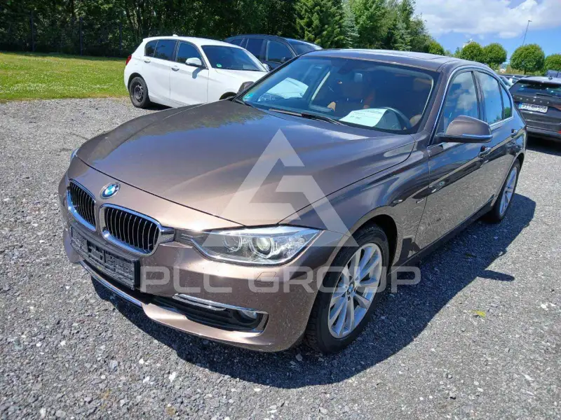 2014 BMW 318