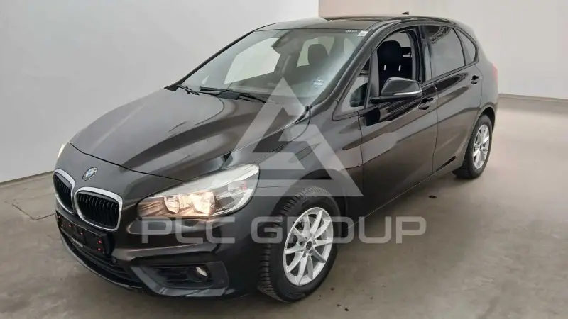 2015 BMW 220