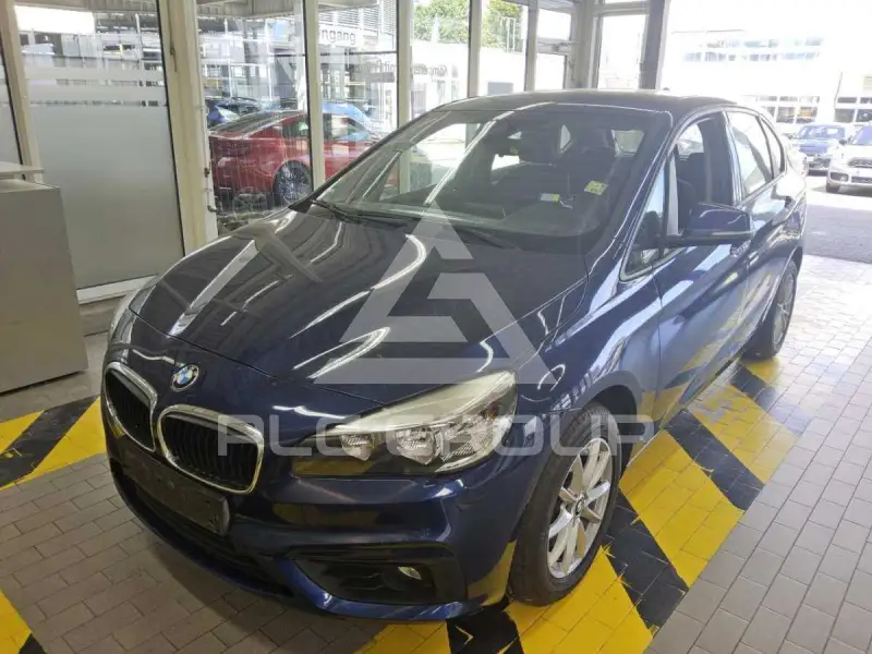 2015 BMW 218