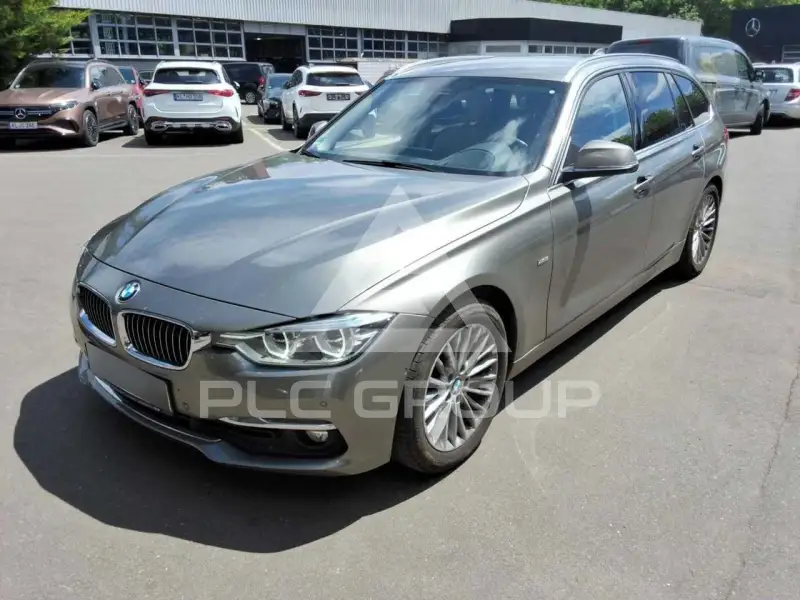 2015 BMW 320