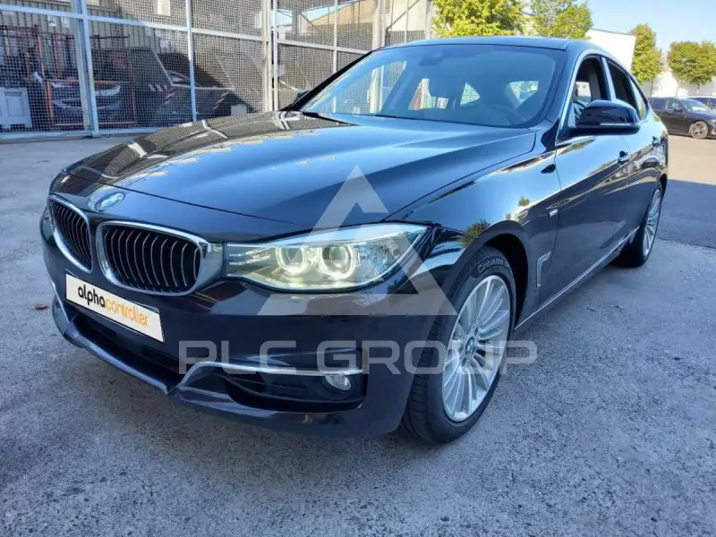2015 BMW 320