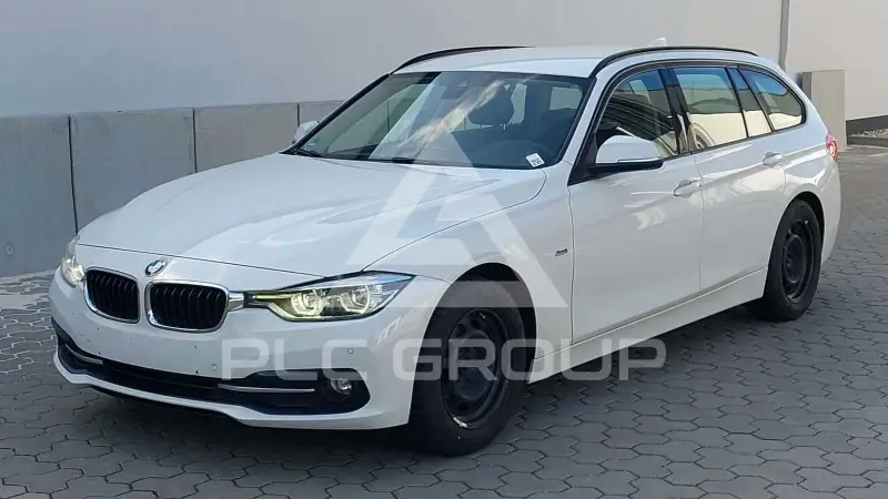 2015 BMW 318