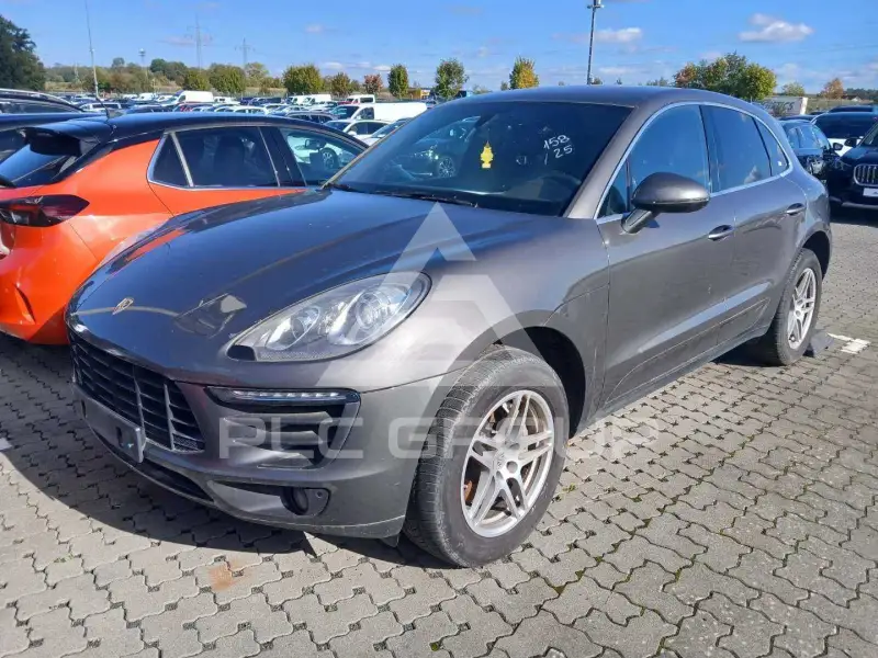 2015 Porsche MACAN