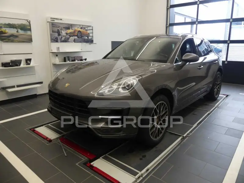 2015 Porsche MACAN